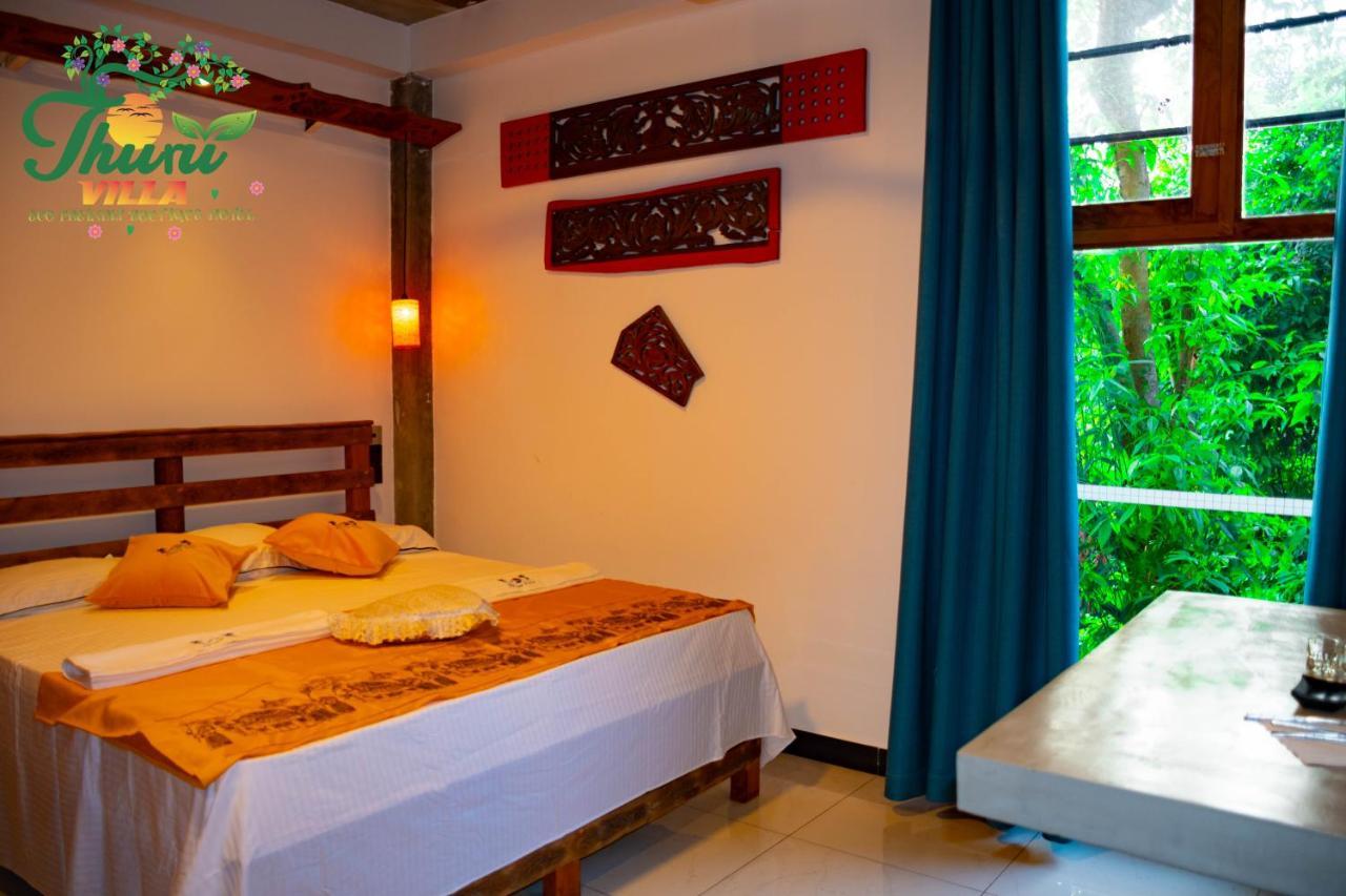Thuru Villa Katunayaka Екстериор снимка